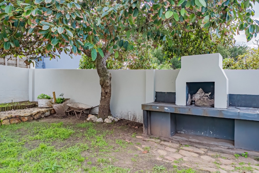 3 Bedroom Property for Sale in Upper Robberg Western Cape